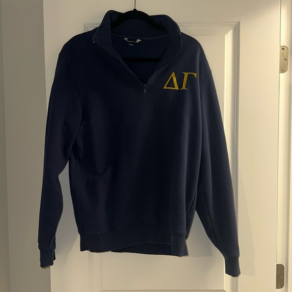 Delta Gamma Pullover with crest size Small - Picture 3 of 3